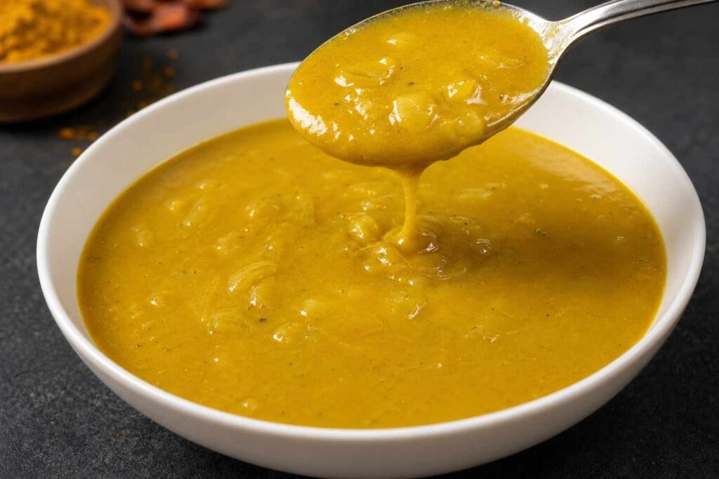 chinese curry sauce in pot